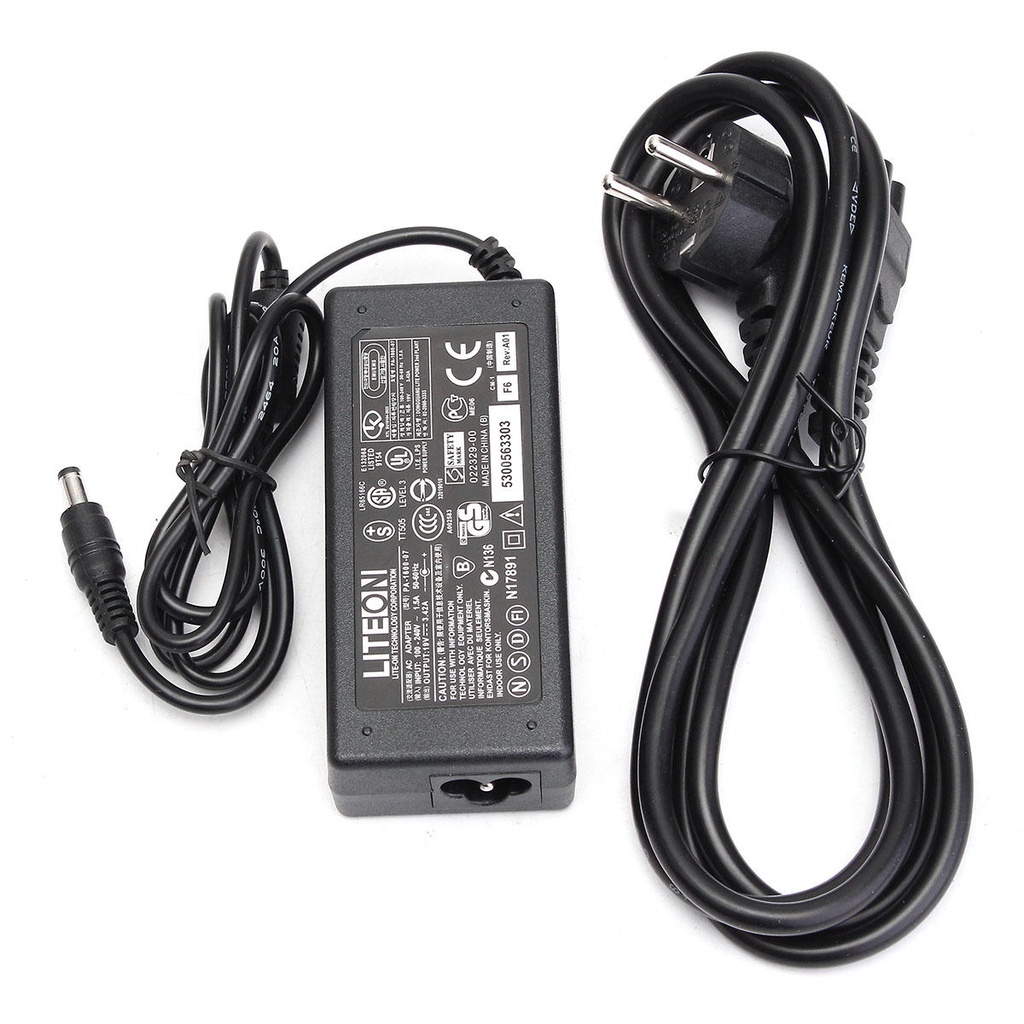 [IKA-915] Universal Power Adapter - UK style plug